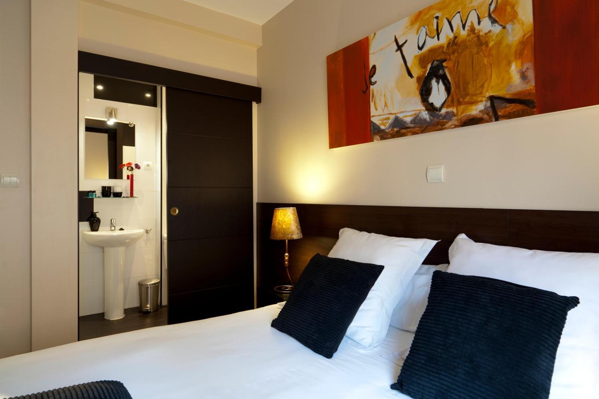 Double Room,11984127:JPEG